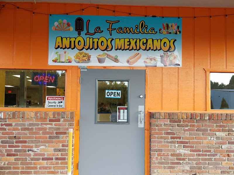 Photo of La Familia Antojitos Mexicanos 1